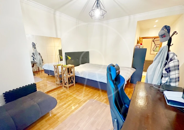 Apartamento T6 para Venda em Areeiro Foto 19