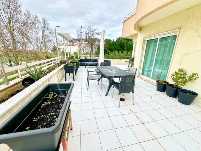 Apartamento T6 para Venda em Areeiro Foto 31