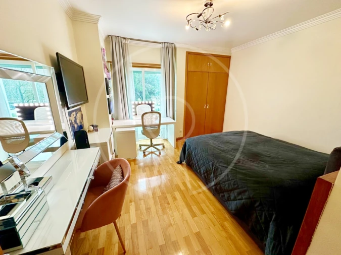 Apartamento T6 para Venda em Areeiro Foto 39