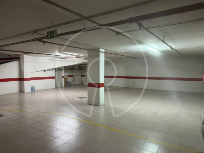 Apartamento T6 para Venda em Areeiro Foto 41