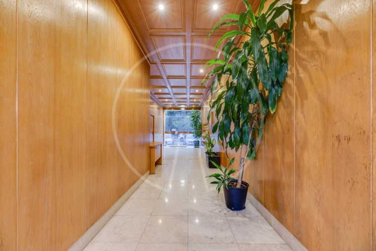 Apartamento T6 para Venda em Areeiro Foto 37