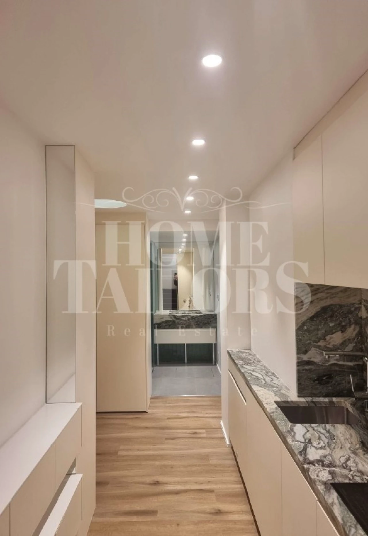 Apartamento T1 para Arrendamento em Avenidas Novas Foto 5