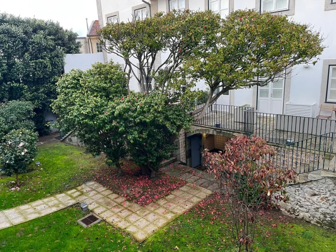 Apartamento T1 para Arrendamento em Aldoar, Foz do Douro e Nevogilde