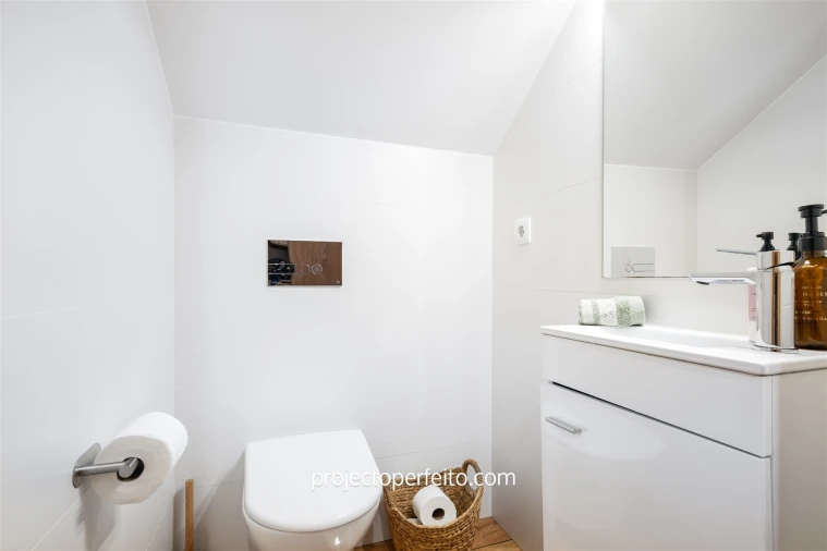 Apartamento T1 para Venda em Espinho Foto 17