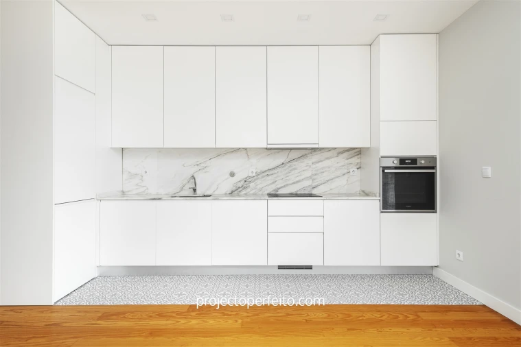 Apartamento T1 para Venda em Espinho Foto 3