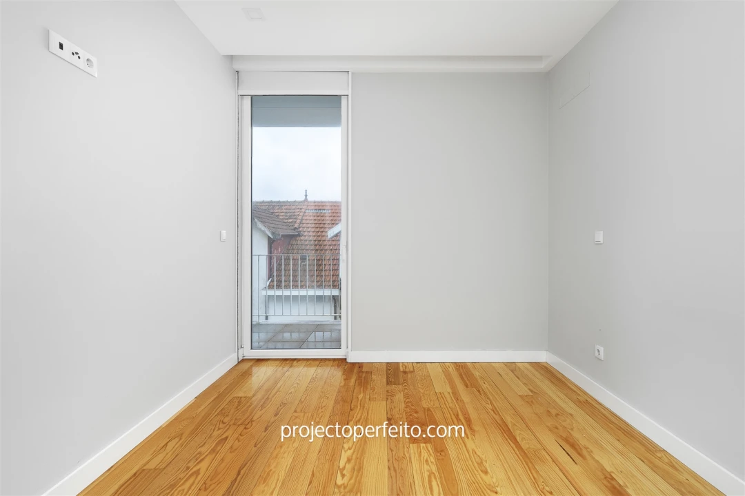 Apartamento T1 para Venda em Espinho Foto 8