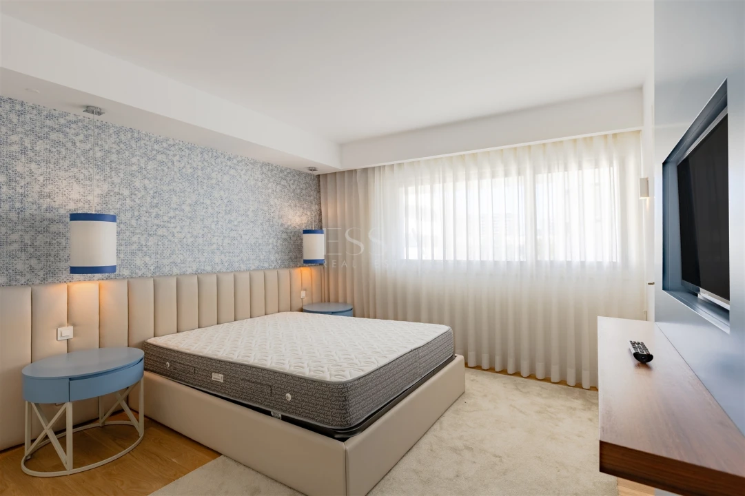 Apartamento T1 para Venda em Aldoar, Foz do Douro e Nevogilde Foto 21