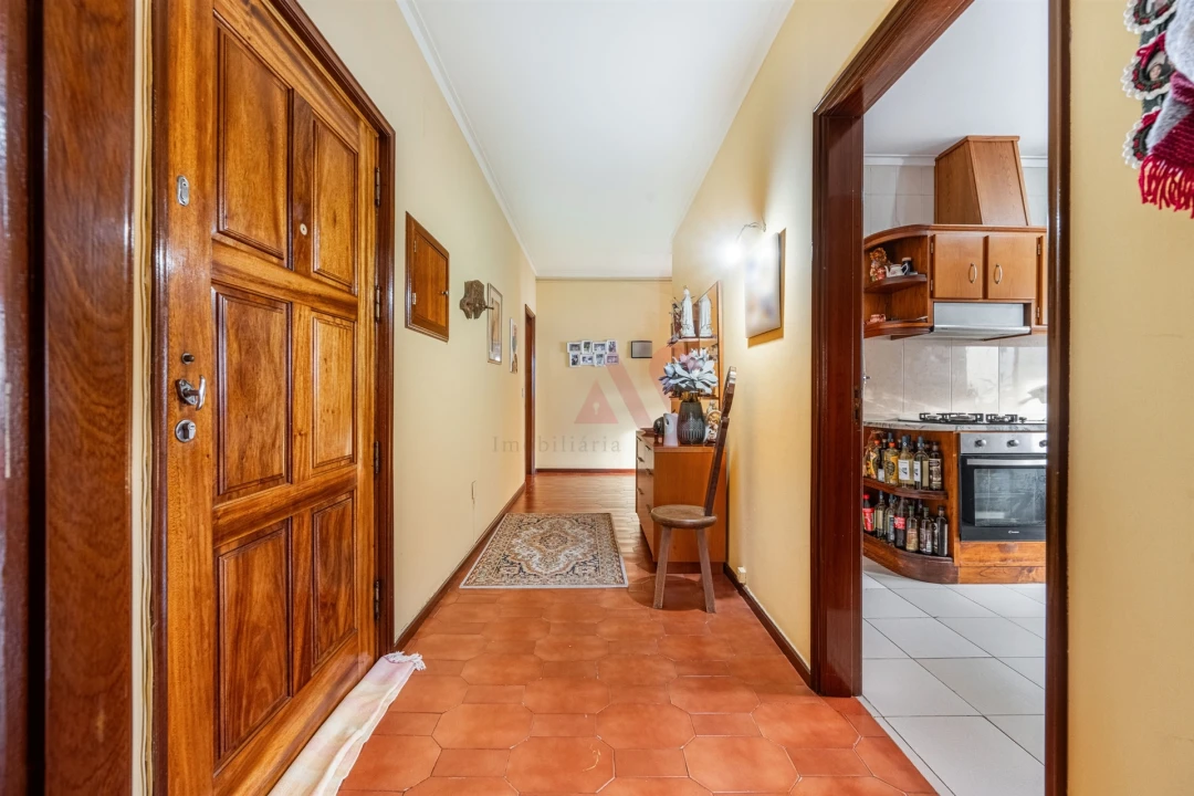 Apartamento T3 para Venda em Caldas de Vizela (São Miguel e São João) Foto 2