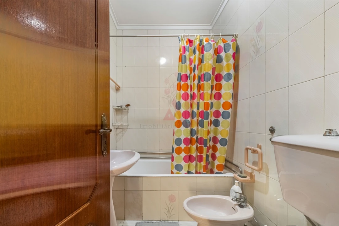 Apartamento T3 para Venda em Caldas de Vizela (São Miguel e São João) Foto 9