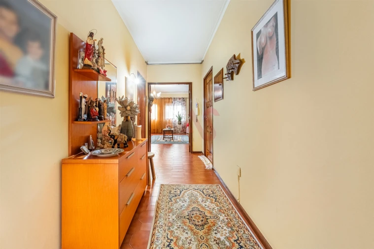 Apartamento T3 para Venda em Caldas de Vizela (São Miguel e São João) Foto 3