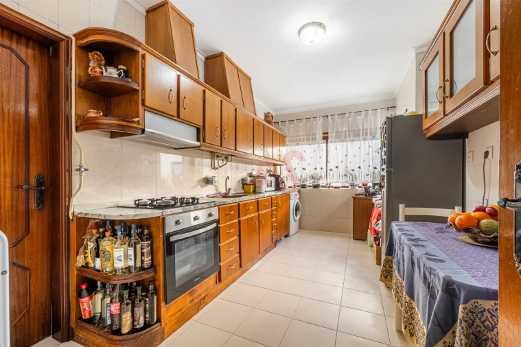 Apartamento T3 para Venda em Caldas de Vizela (São Miguel e São João) Foto 8