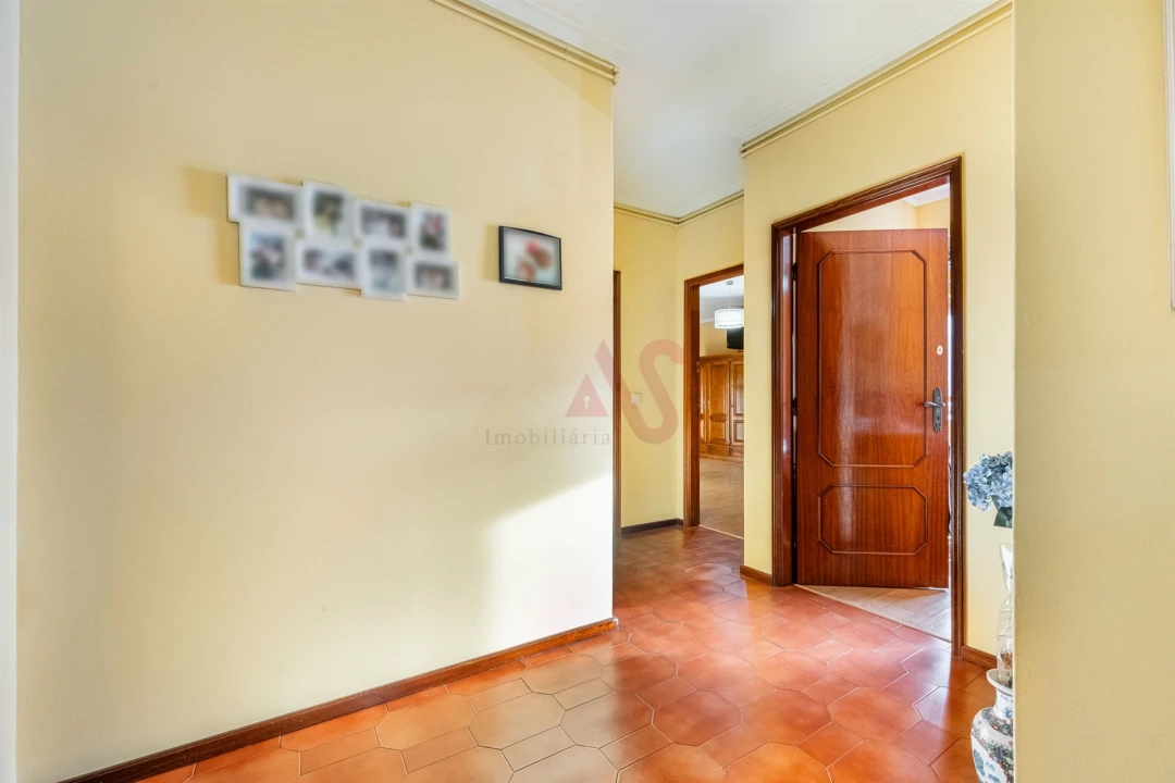 Apartamento T3 para Venda em Caldas de Vizela (São Miguel e São João) Foto 4