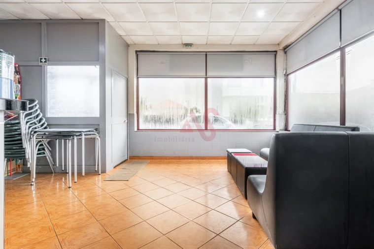 Negócio para Trespasse em Santa Eulália Foto 8