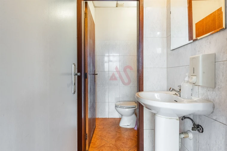 Negócio para Trespasse em Santa Eulália Foto 11