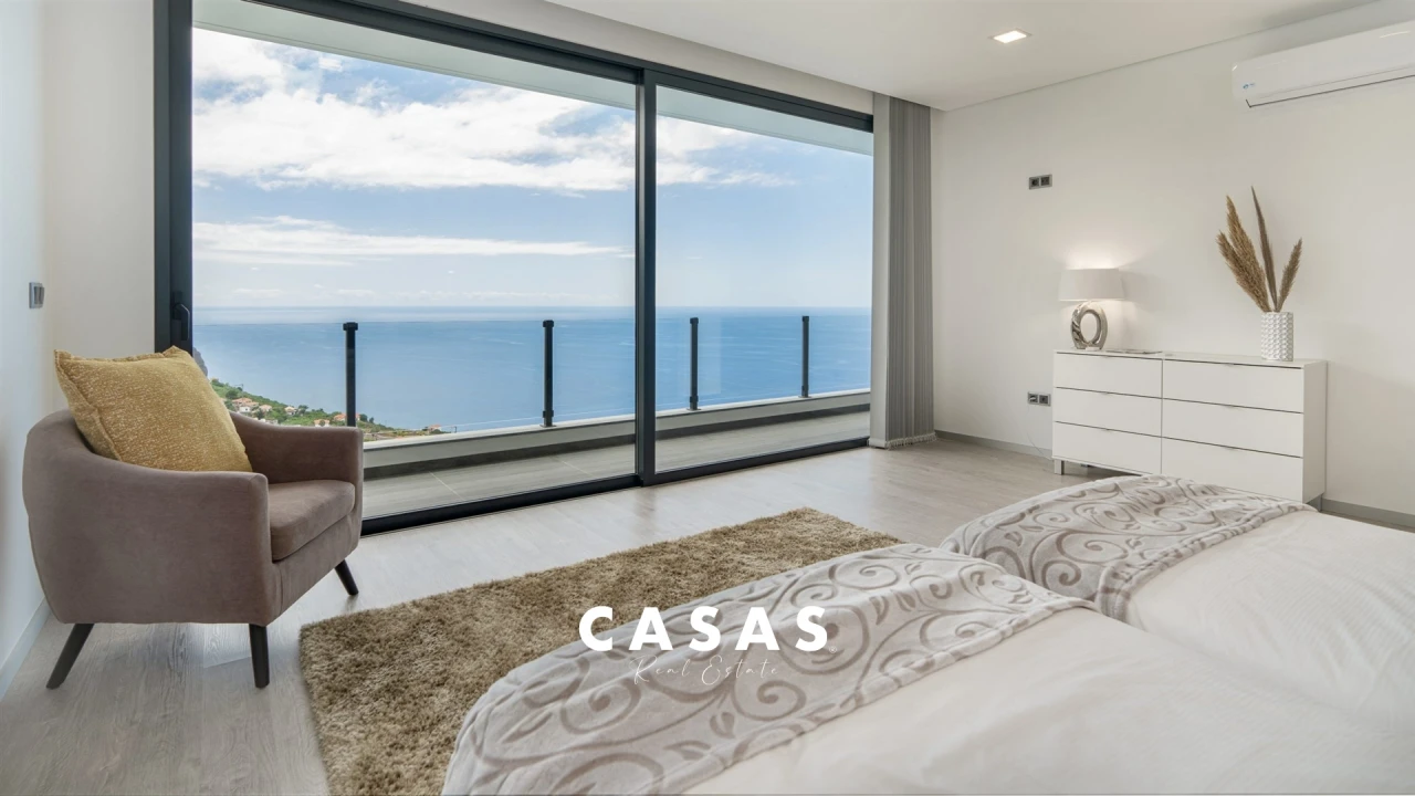 Moradia T3 para Venda em Arco da Calheta Foto 28