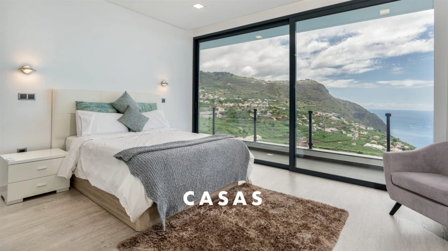 Moradia T3 para Venda em Arco da Calheta Foto 24