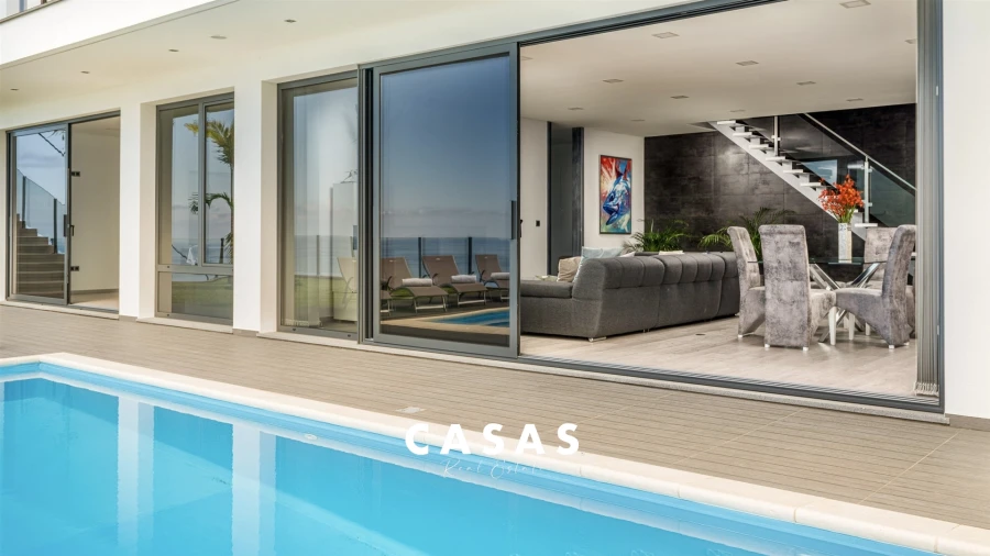 Moradia T3 para Venda em Arco da Calheta Foto 7