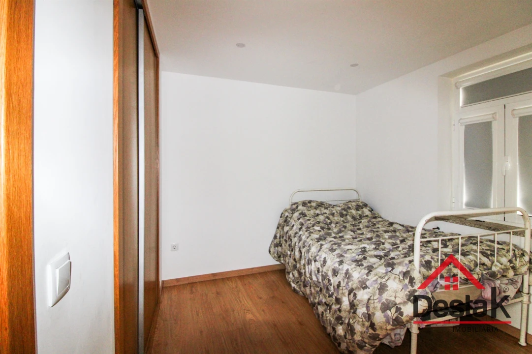 Apartamento T2 para Arrendamento em São Pedro do Sul, Várzea e Baiões Foto 8