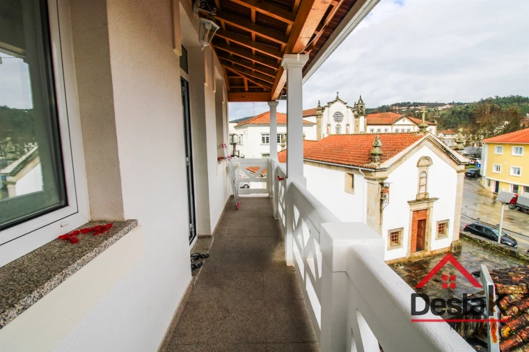 Apartamento T2 para Arrendamento em São Pedro do Sul, Várzea e Baiões Foto 9