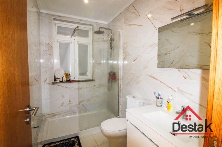 Apartamento T2 para Arrendamento em São Pedro do Sul, Várzea e Baiões Foto 7