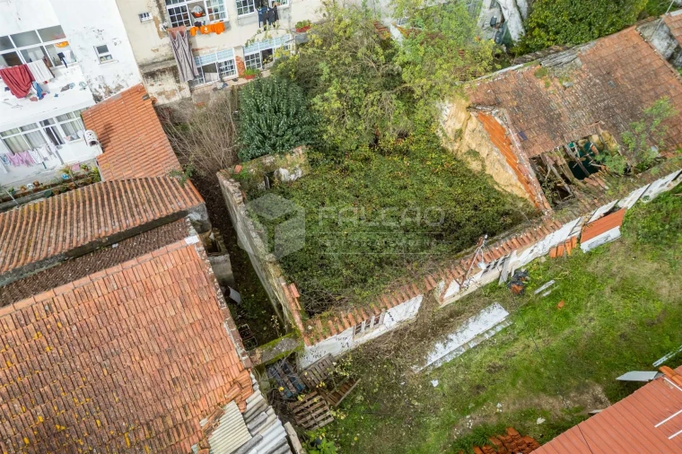 Moradia T3 para Venda em Marvila, Ribeira Santarém, São Salvador, São Nicolau Foto 4