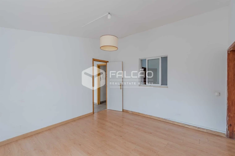 Moradia T3 para Venda em Marvila, Ribeira Santarém, São Salvador, São Nicolau Foto 13