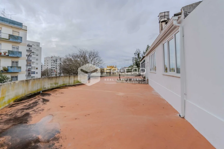 Moradia T3 para Venda em Marvila, Ribeira Santarém, São Salvador, São Nicolau Foto 29