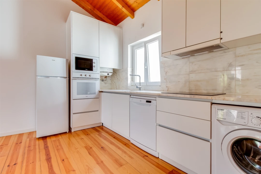 Apartamento T2 para Arrendamento em Leiria, Pousos, Barreira e Cortes Foto 14