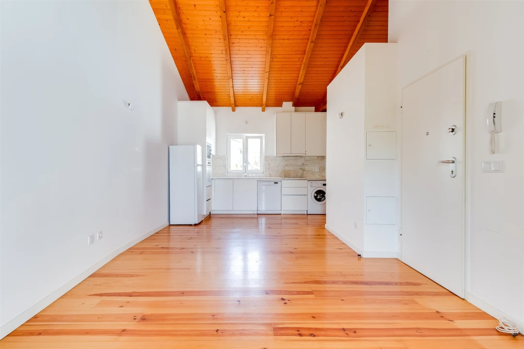 Apartamento T2 para Arrendamento em Leiria, Pousos, Barreira e Cortes Foto 16