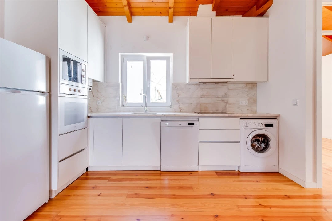 Apartamento T2 para Arrendamento em Leiria, Pousos, Barreira e Cortes Foto 1