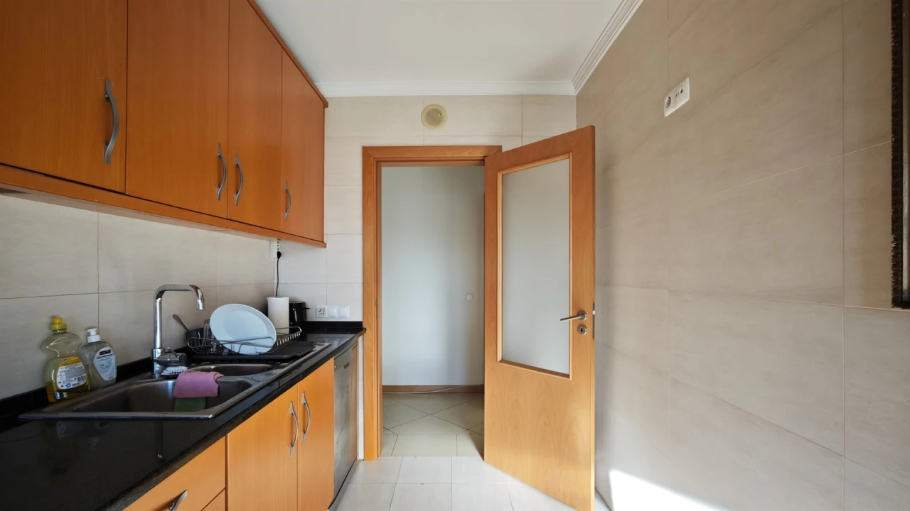 Apartamento T1 para Venda em Albufeira e Olhos de Água Foto 4