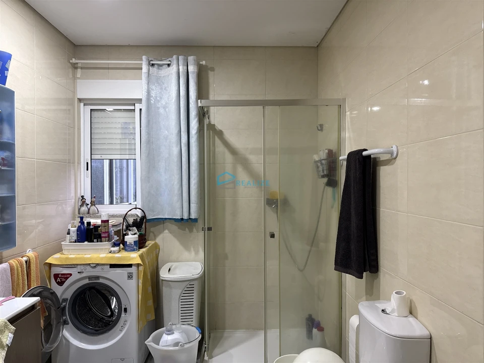 Moradia T4 para Venda em São Martinho de Antas e Paradela de Guiães Foto 13