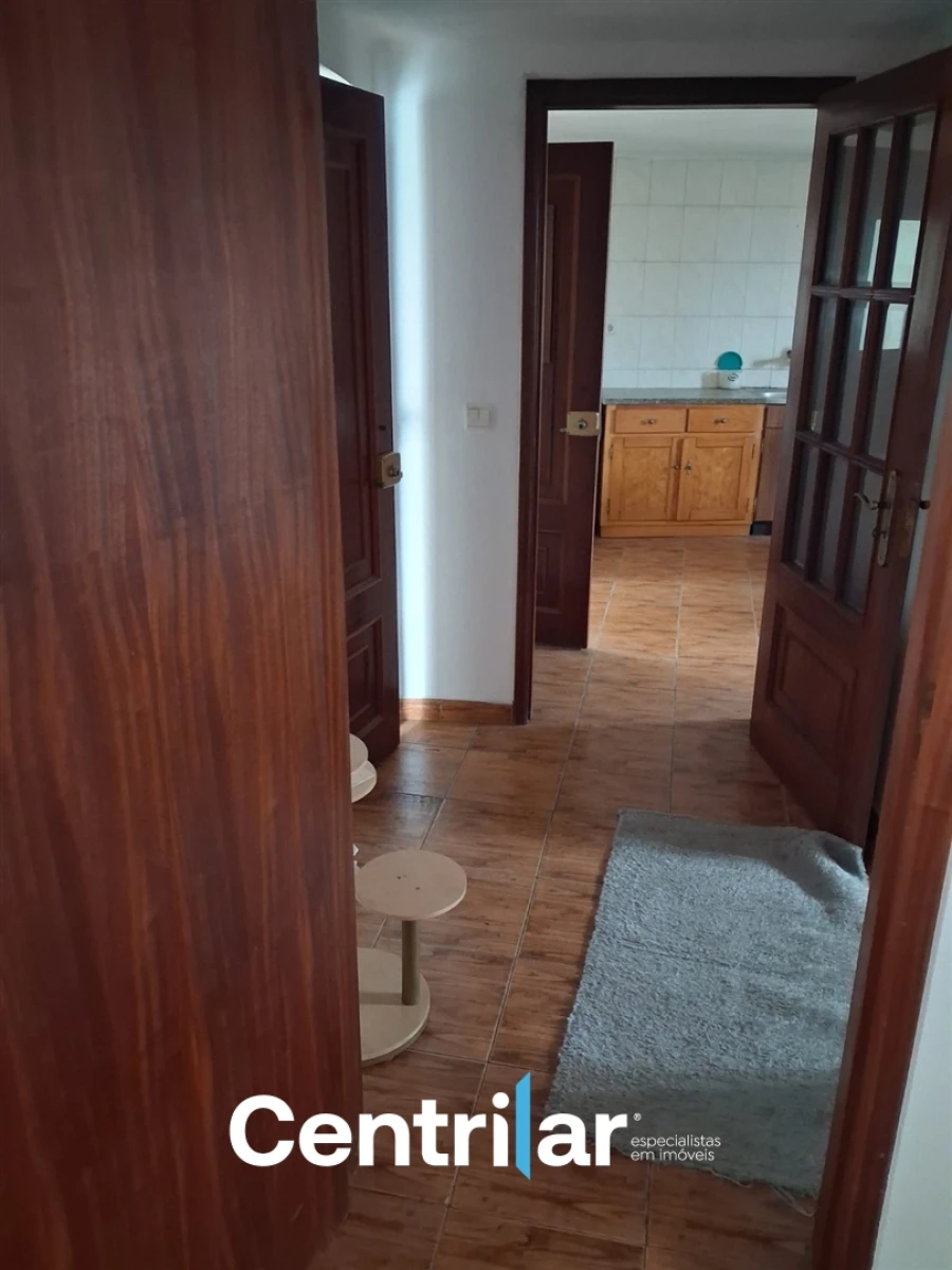 Moradia T2 para Venda em Cabanas de Viriato Foto 17