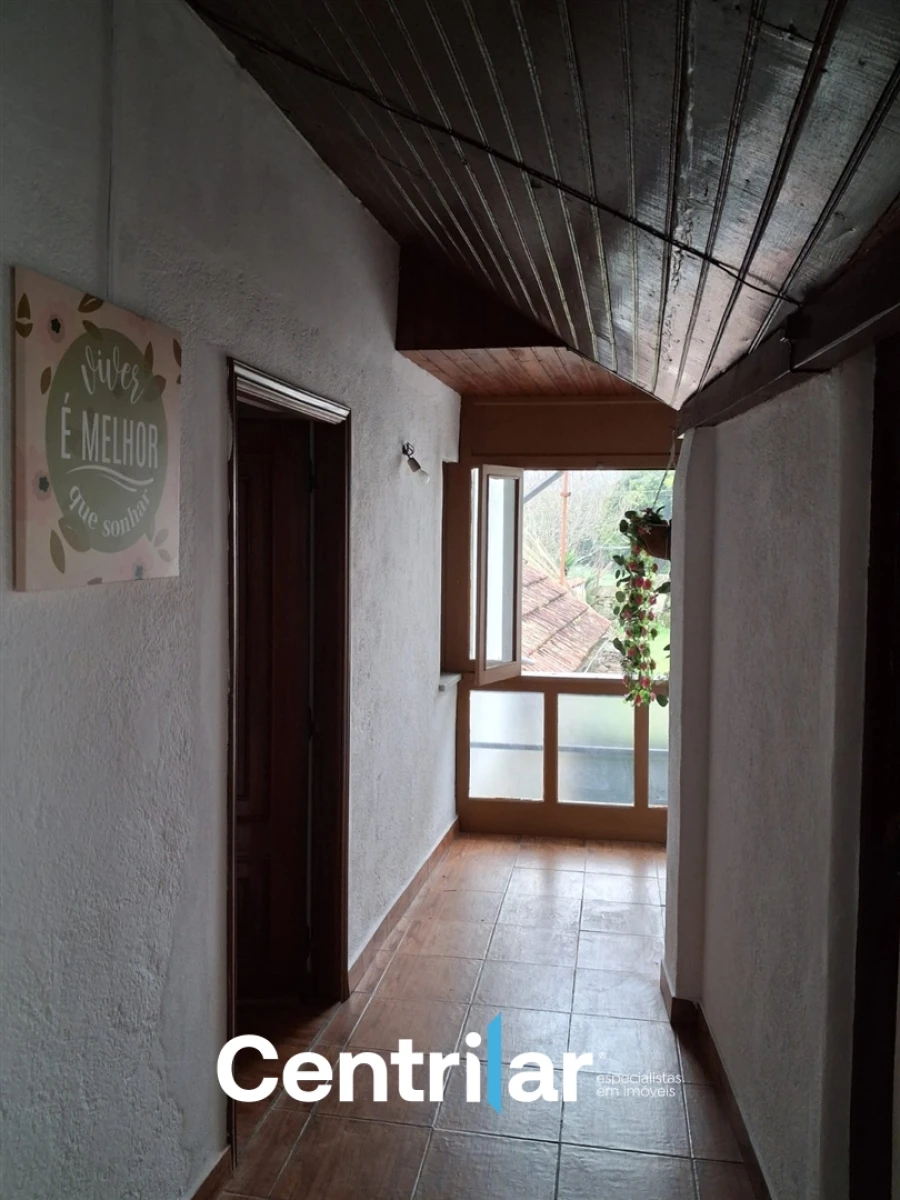 Moradia T2 para Venda em Cabanas de Viriato Foto 21