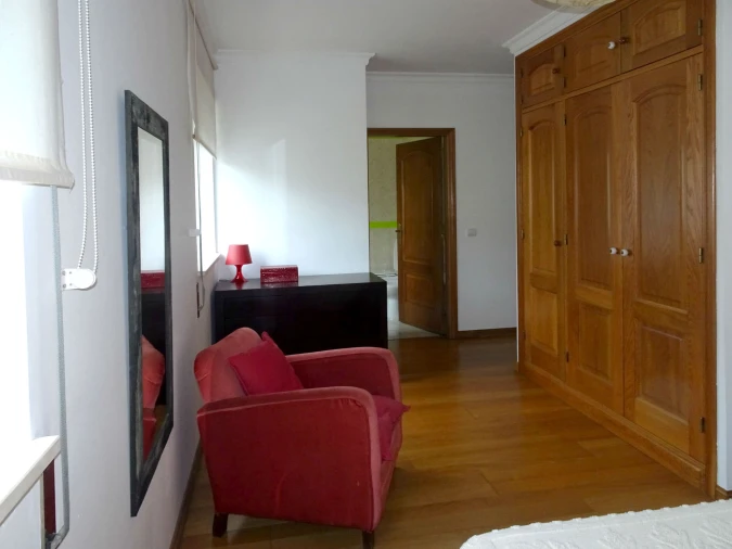 Apartamento T3 para Arrendamento em Santa Clara e Castelo Viegas Foto 14