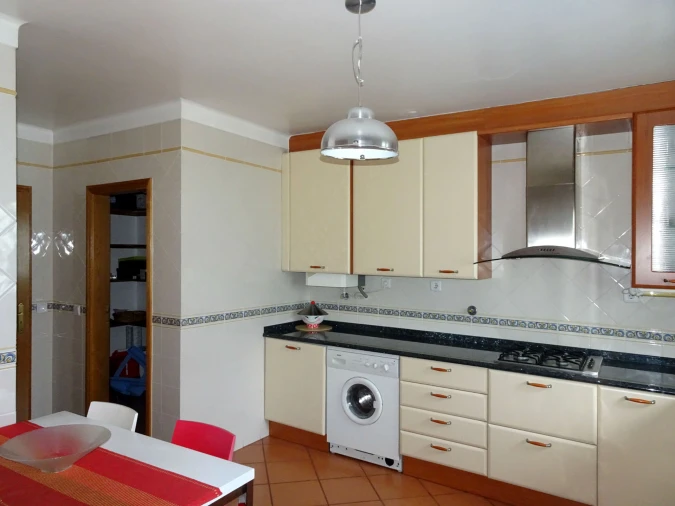 Apartamento T3 para Arrendamento em Santa Clara e Castelo Viegas Foto 1