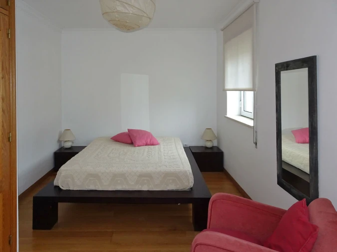 Apartamento T3 para Arrendamento em Santa Clara e Castelo Viegas Foto 13