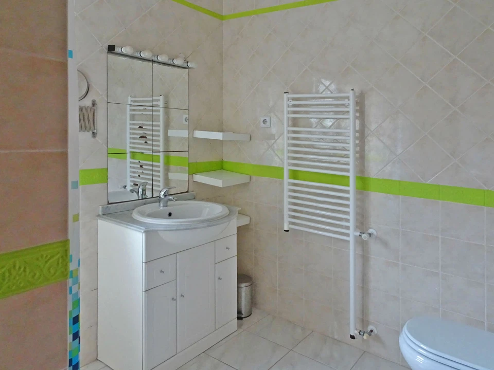 Apartamento T3 para Arrendamento em Santa Clara e Castelo Viegas Foto 15