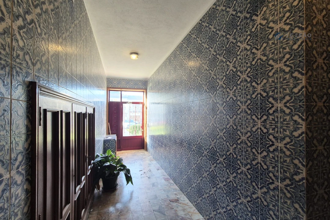 Apartamento T1 para Venda em Vilar de Pinheiro Foto 26