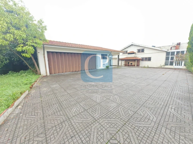 Moradia T4 para Venda em Nogueira e Silva Escura Foto 7