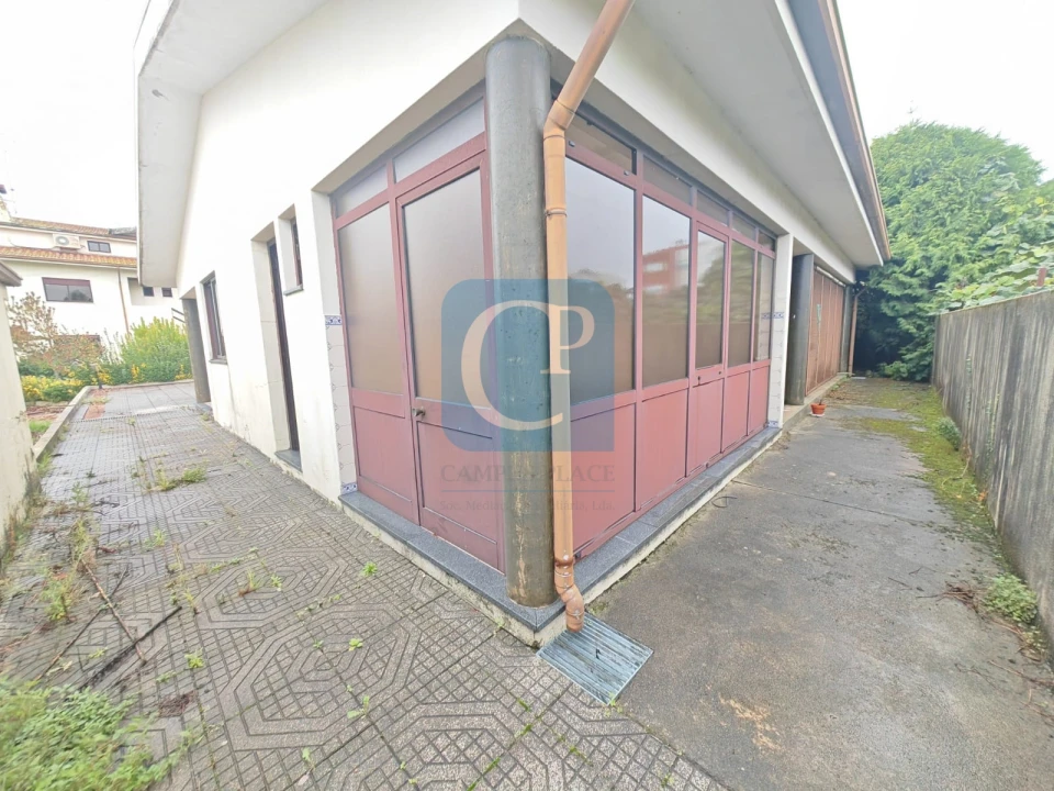 Moradia T4 para Venda em Nogueira e Silva Escura Foto 9