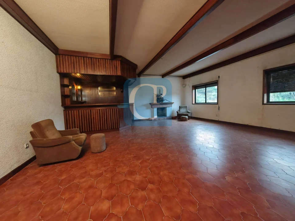 Moradia T4 para Venda em Nogueira e Silva Escura Foto 17