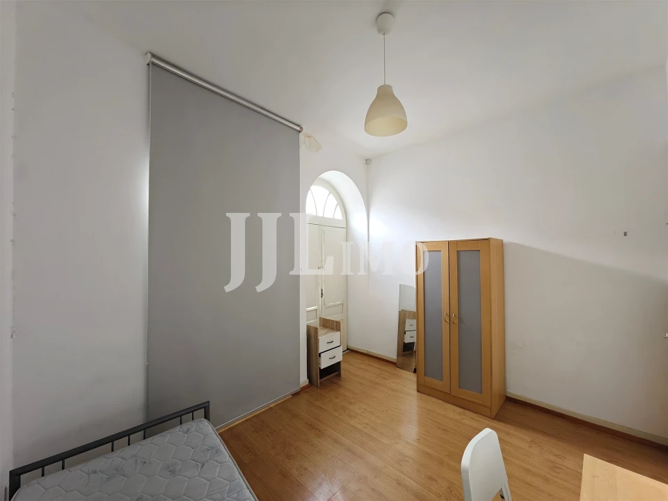 Prédio para Venda em Sé Nova, Santa Cruz, Almedina e São Bartolomeu Foto 25