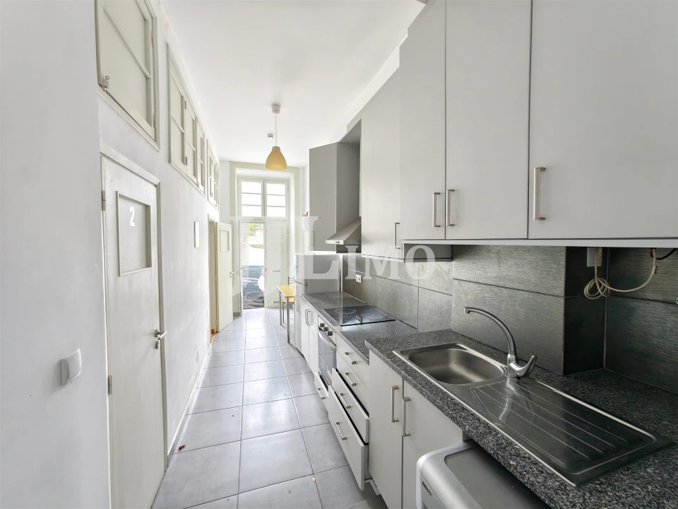 Prédio para Venda em Sé Nova, Santa Cruz, Almedina e São Bartolomeu Foto 9