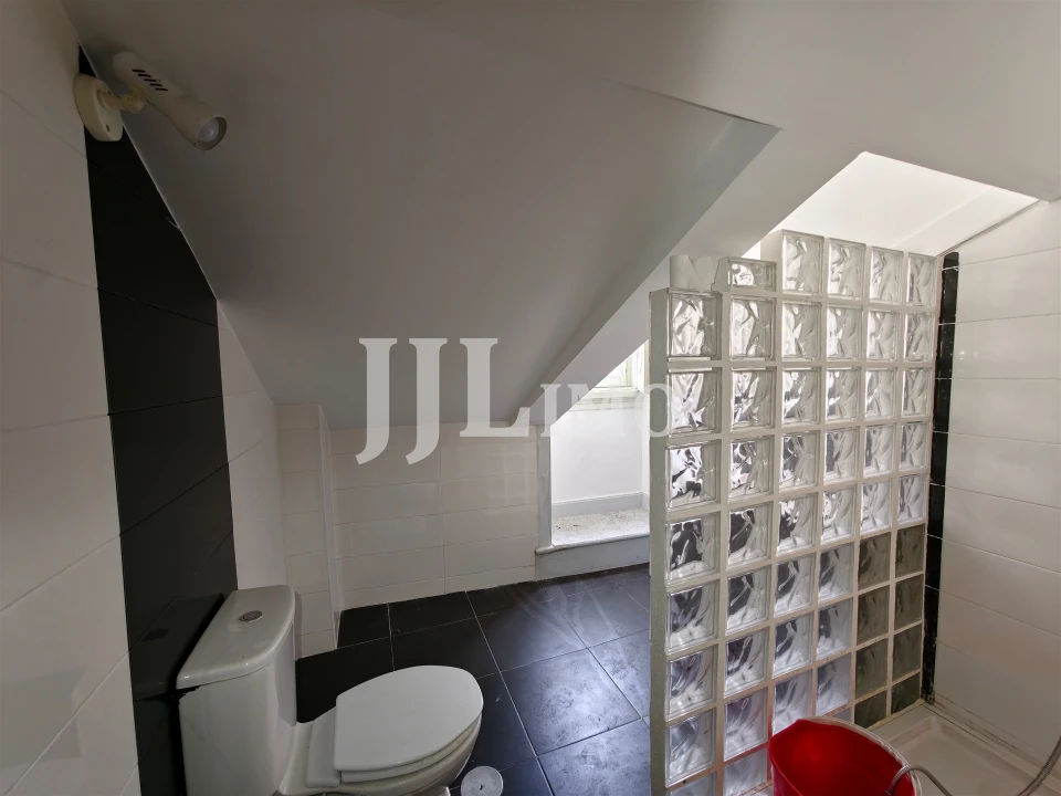 Prédio para Venda em Sé Nova, Santa Cruz, Almedina e São Bartolomeu Foto 82