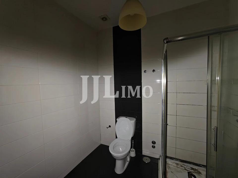 Prédio para Venda em Sé Nova, Santa Cruz, Almedina e São Bartolomeu Foto 33