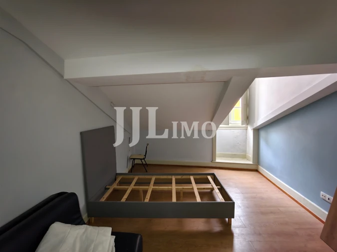 Prédio para Venda em Sé Nova, Santa Cruz, Almedina e São Bartolomeu Foto 77