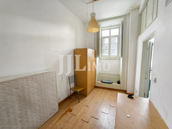 Prédio para Venda em Sé Nova, Santa Cruz, Almedina e São Bartolomeu Foto 13