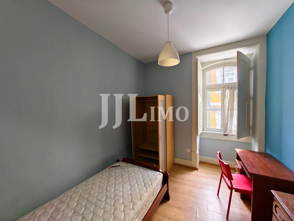 Prédio para Venda em Sé Nova, Santa Cruz, Almedina e São Bartolomeu Foto 55