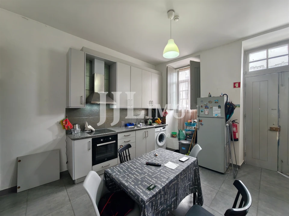 Prédio para Venda em Sé Nova, Santa Cruz, Almedina e São Bartolomeu Foto 2